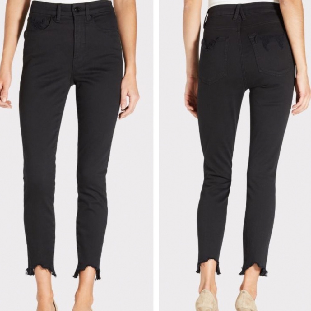 GOOD AMERICAN GOOD WAIST CROP CHEWED HEM BLACK JEANS 0 BLACK073